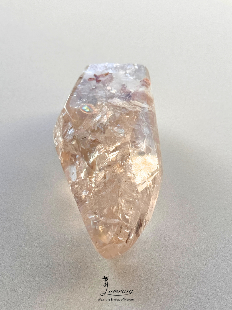 Natural Clear Quartz Freeform Palm Stone – Rainbow Fractures – 102g