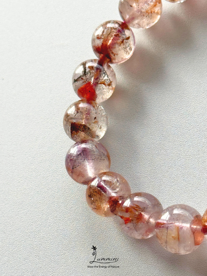 Natural Aurora 23 Quartz Bracelet – Golden Feather & Phantom-Like Inclusions, 10mm
