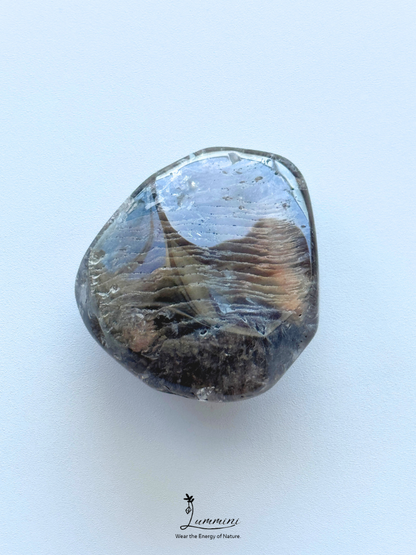 Natural Black-Grey Phantom Quartz Pocket Stone, Layered Phantom – 40g, 38mm