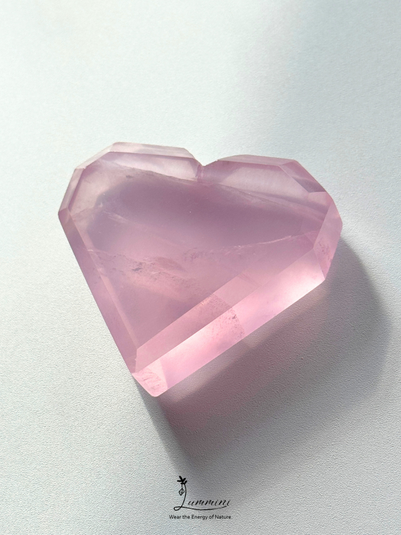 Natural Madagascar Rose Quartz Heart – Rich Pink – 50g, 48mm