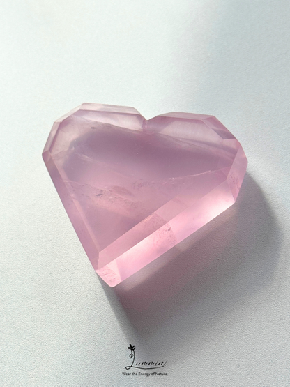 Natural Madagascar Rose Quartz Heart – Rich Pink – 50g, 48mm