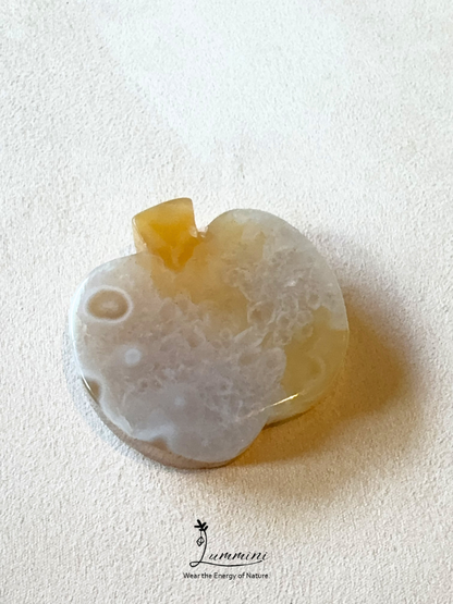 Natural Sakura Agate Apple Carving – One of a Kind