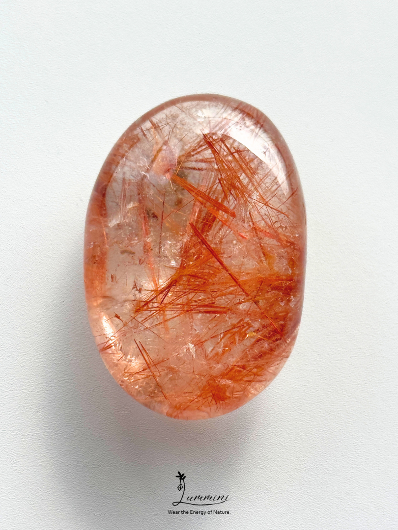 Natural Copper Rutilated Quartz Palm Stone – 43g, Floral Inclusion Pattern