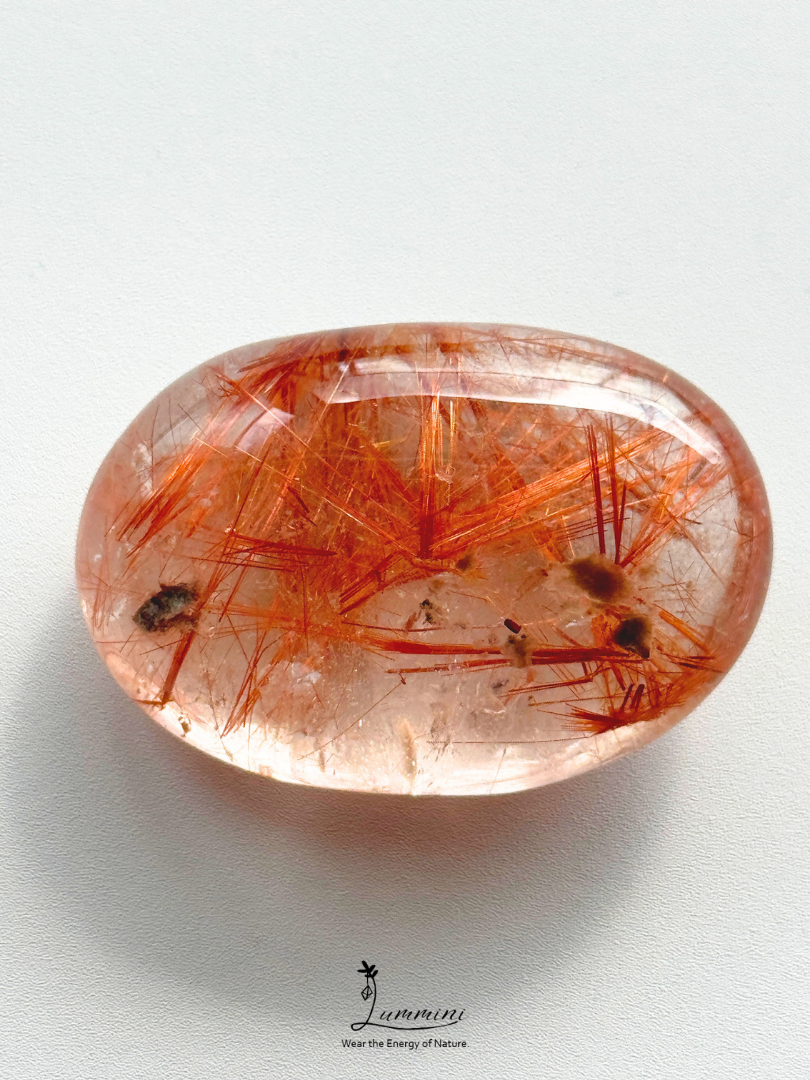 Natural Copper Rutilated Quartz Palm Stone – 43g, Floral Inclusion Pattern
