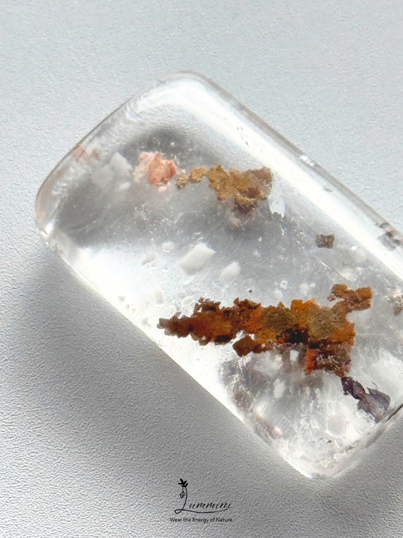 Natural Garden Quartz Pocket Stone with Calcite & Copper Mineral Inclusions – 15g, One of a Kind