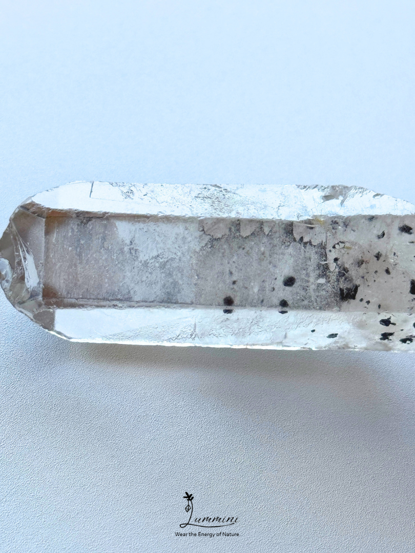 Natural Quartz Point with Akashic Lines & Mica Inclusions – 38g, 68mm