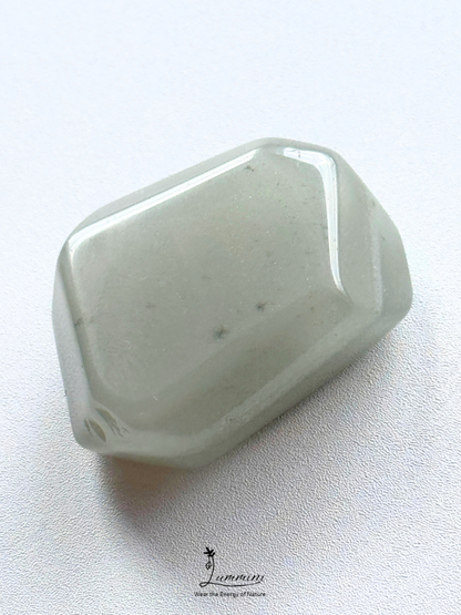 Natural Moss Green Layered Inclusion Quartz Pocket Stone - `17g