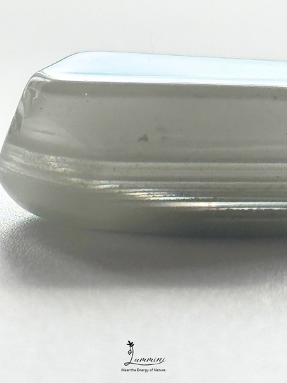 Natural Moss Green Layered Inclusion Quartz Pocket Stone - `17g