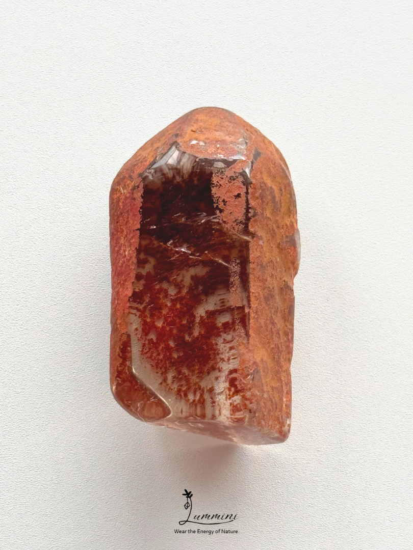 Natural Garden Quartz Freeform Pocket Stone – 41g, Kaleidoscopic Landscape