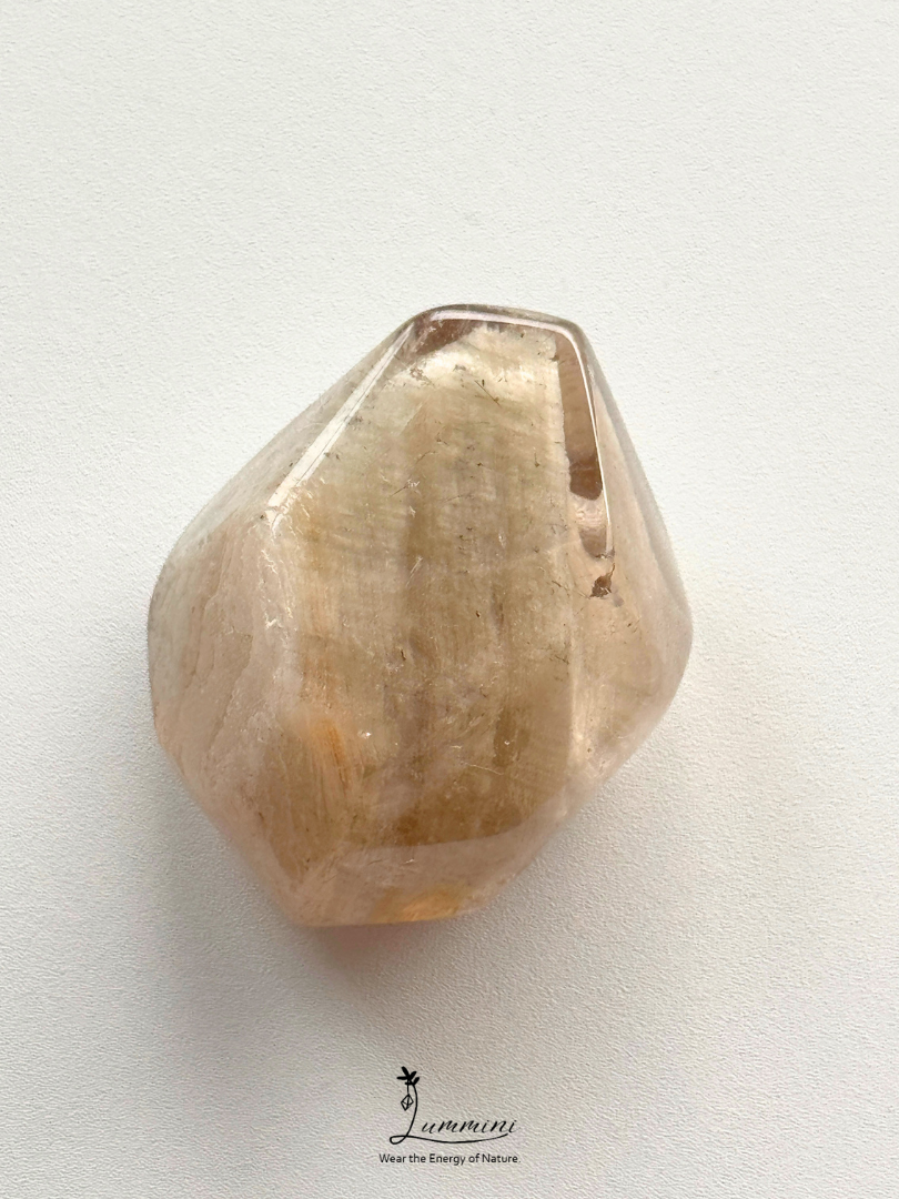 Natural Layered Inclusion Quartz Freeform pocket stone - 40g