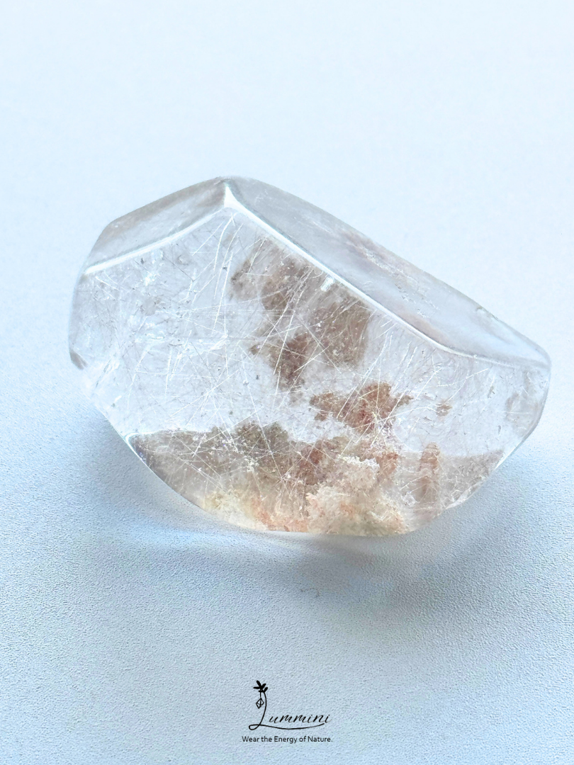 Natural Golden Rutilated Garden Quartz Pocket Stone – 34g, 41mm