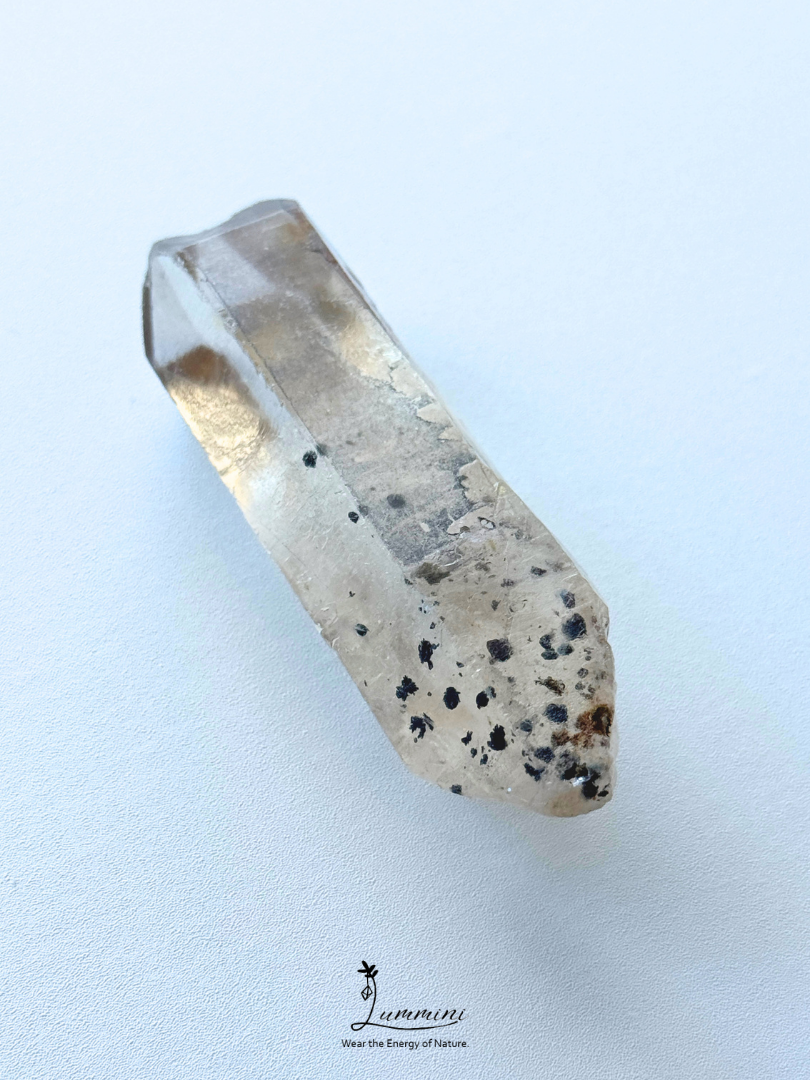Natural Quartz Point with Akashic Lines & Mica Inclusions – 38g, 68mm