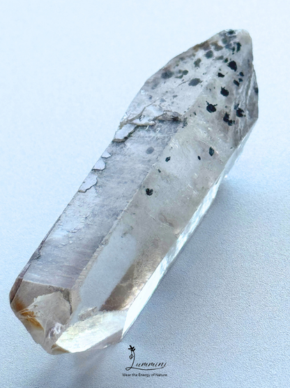 Natural Quartz Point with Akashic Lines & Mica Inclusions – 38g, 68mm