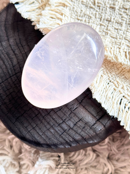 Natural Rose Quartz Palm Stone – Soft Pink, Hand-cut and Polished