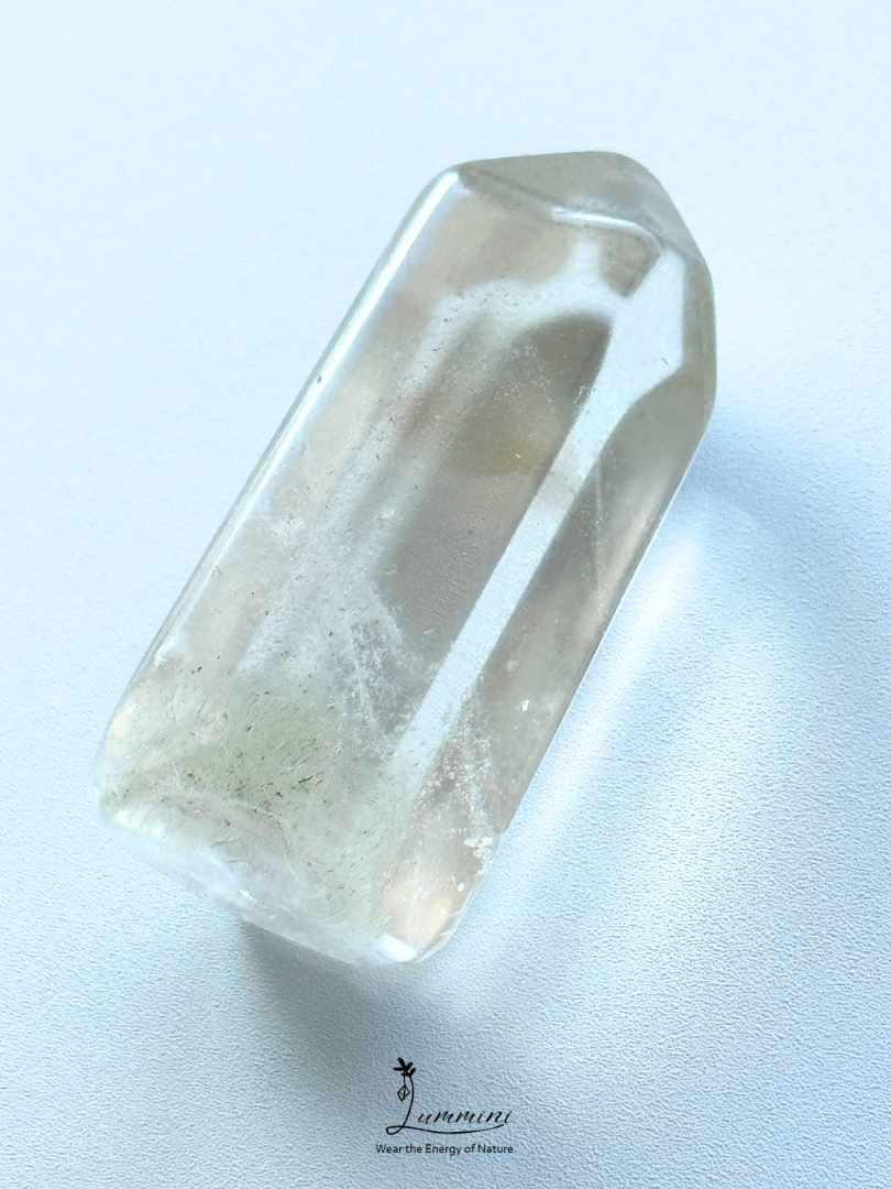 Natural Faint Mountain-Shaped Phantom Quartz Mini Tower – 30g, 45mm