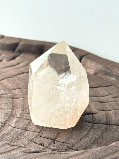 Natural Crystal Clear Quartz Phantom Quartz Tower – White Mountain Formation – 106g, 52mm, One of a Kind