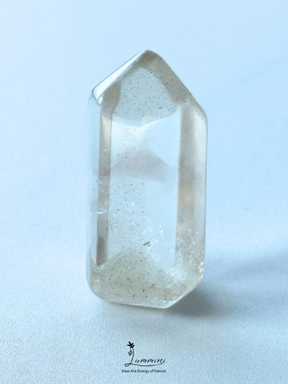 Natural Faint Mountain-Shaped Phantom Quartz Mini Tower – 30g, 45mm