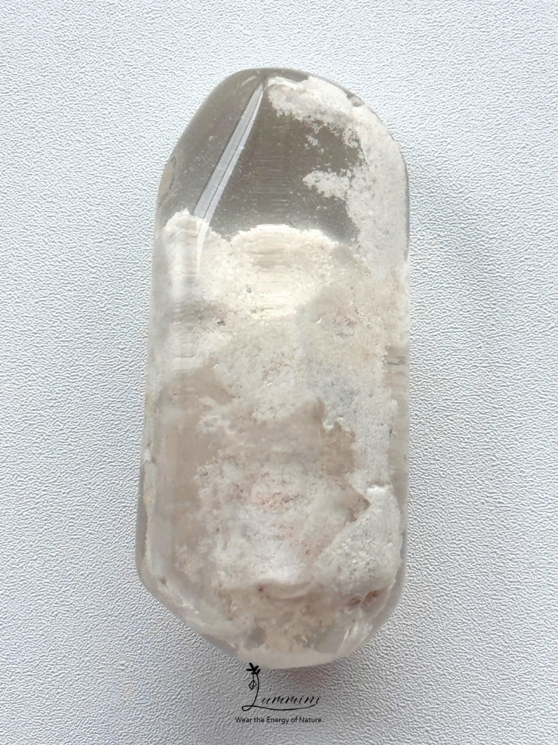 Natural White Garden Quartz Pocket Stone – 17g, Snowy Scenic Inclusions, One of a Kind