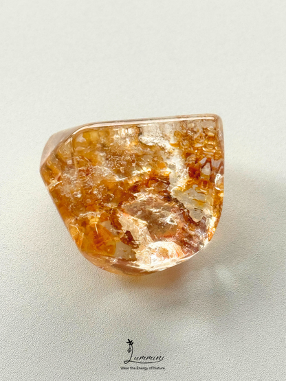 Natural Scenic Garden Quartz Pocket Stone – Open Window View with Golden Inclusion Base -25g