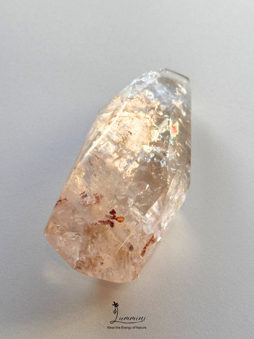 Natural Clear Quartz Freeform Palm Stone – Rainbow Fractures – 102g