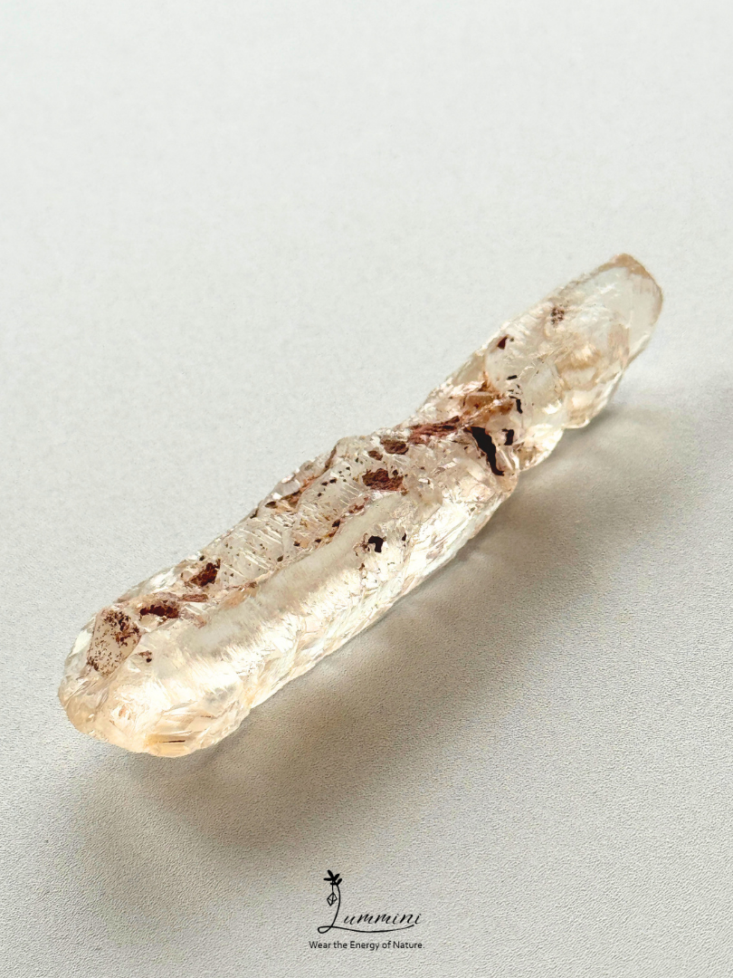 Natural Namibian High-Clarity Quartz Specimen with Growth Striations – 17g, 16 × 64.5 × 11.5 mm
