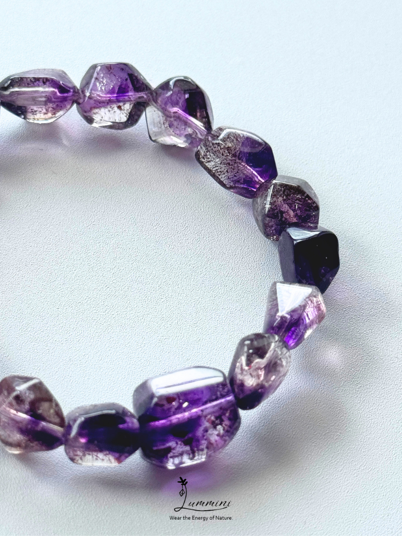 Top Rare Premium Brazilian Natural Super Seven Quartz Hand-Cut Freeform Crystal Bracelet – 18g, 10mm