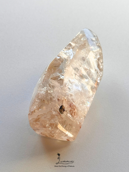 Natural Clear Quartz Freeform Palm Stone – Rainbow Fractures – 102g