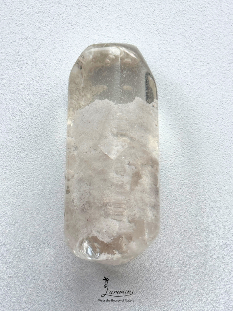 Natural White Garden Quartz Pocket Stone – 17g, Snowy Scenic Inclusions, One of a Kind